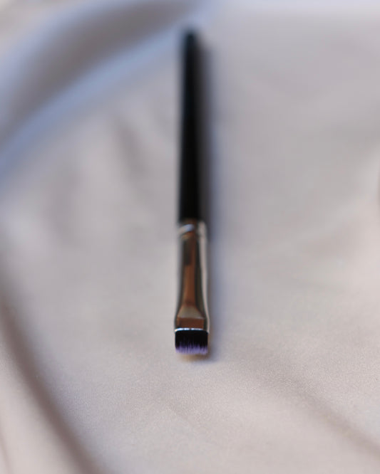 Flat Definer Brush