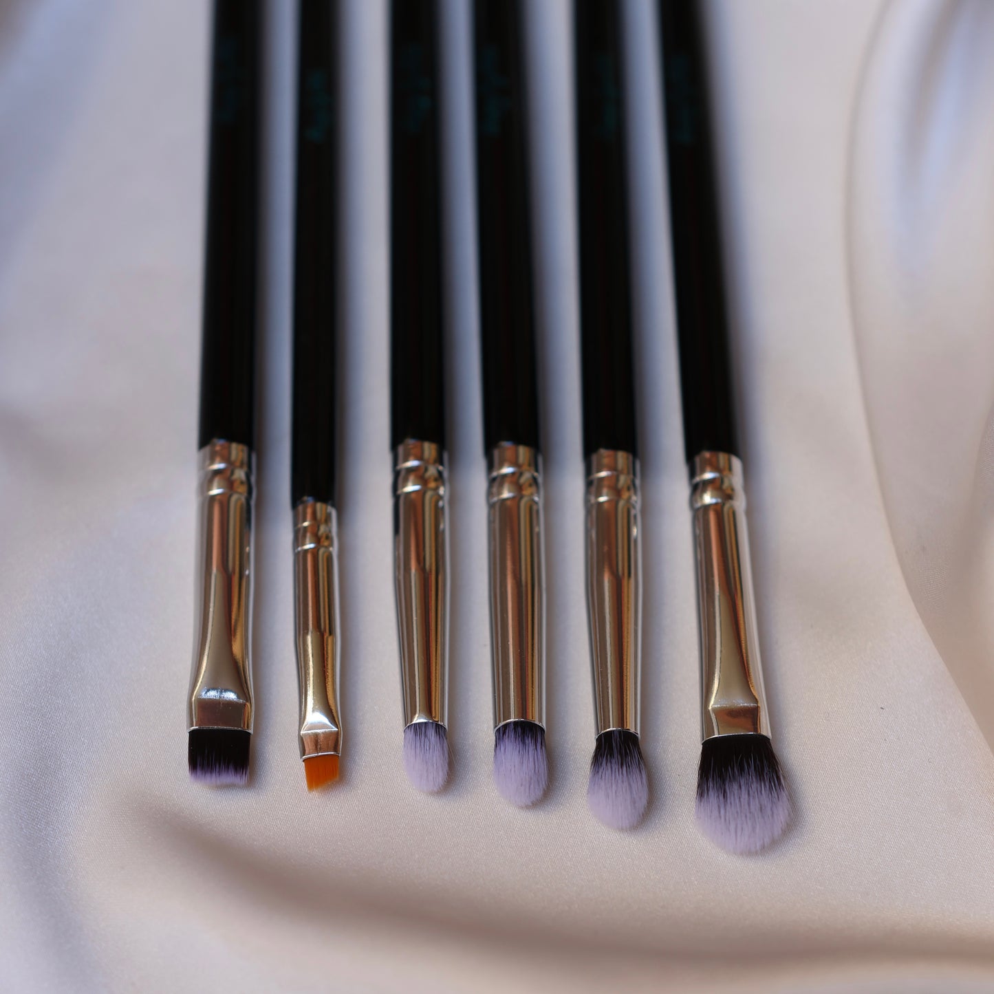 IMPERATIVE EYE MAKEUP BRUSH SET