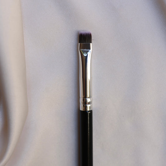 Flat Definer Brush
