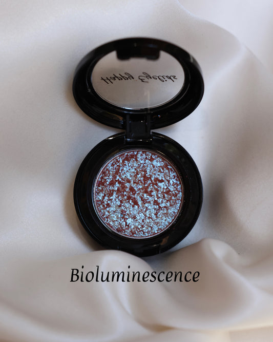 “REGALIA BEAM” MULTICHROME SINGLE EYESHADOW