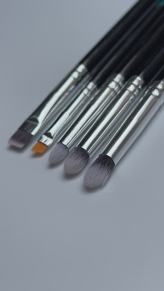 Essential Genius Set – The Holy Grail of Eye Makeup Brushes